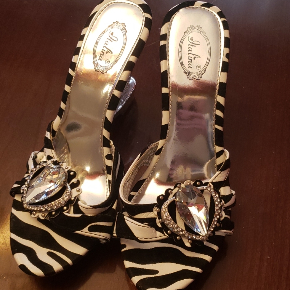 Zebra embellished women's heels